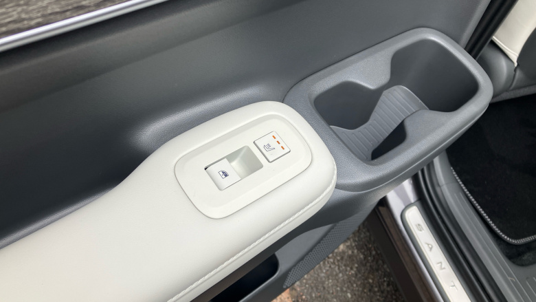 Hyundai SANTA FE 1.6 TGDi Plug-in Hybrid Ultimate 5dr 4WD Auto Estate